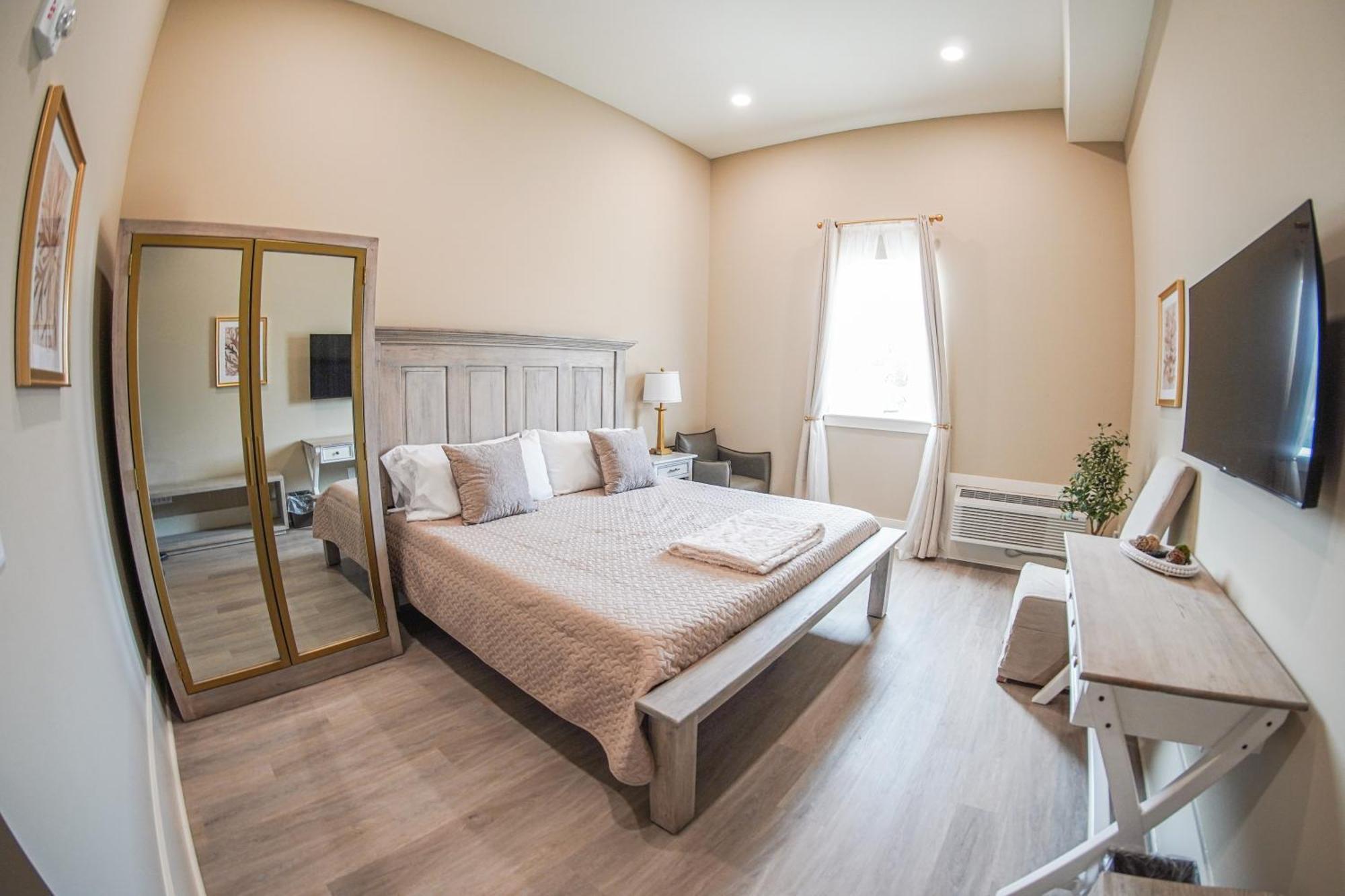 Hotel Whiskey In Pascagoula Kültér fotó