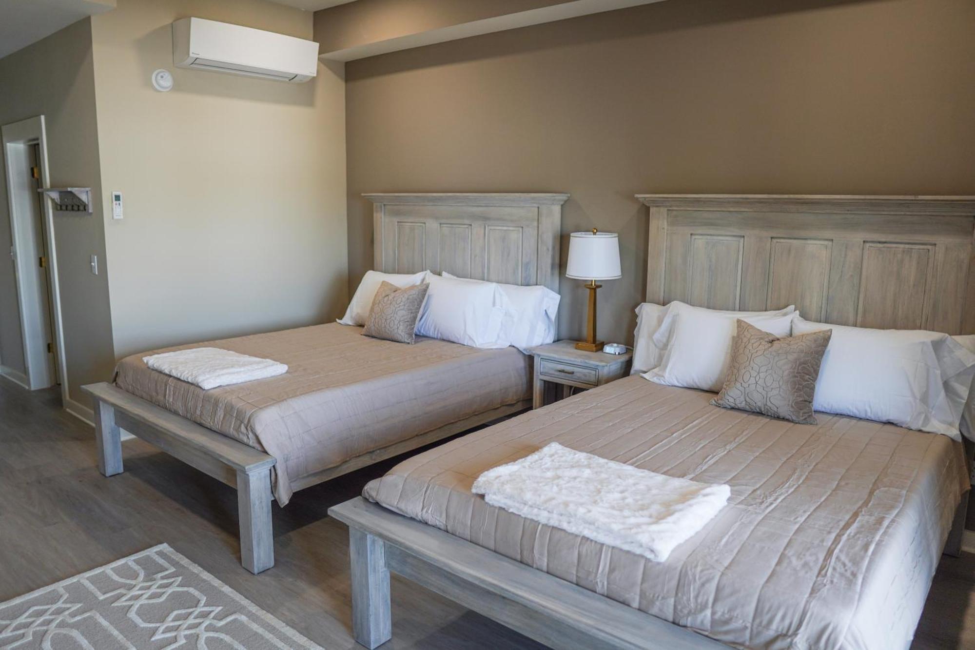 Hotel Whiskey In Pascagoula Kültér fotó